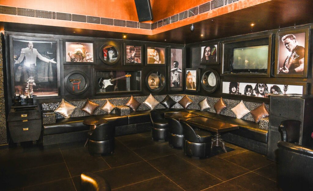 Lounge-min-scaled-1.jpg