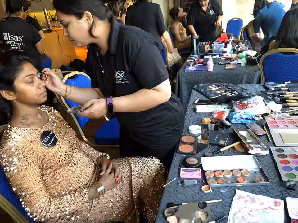 ISAS International Beauty School