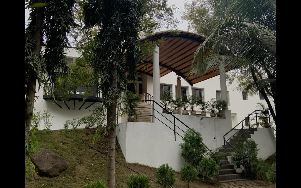 Reishi Healing Centre & Naturalcare 1