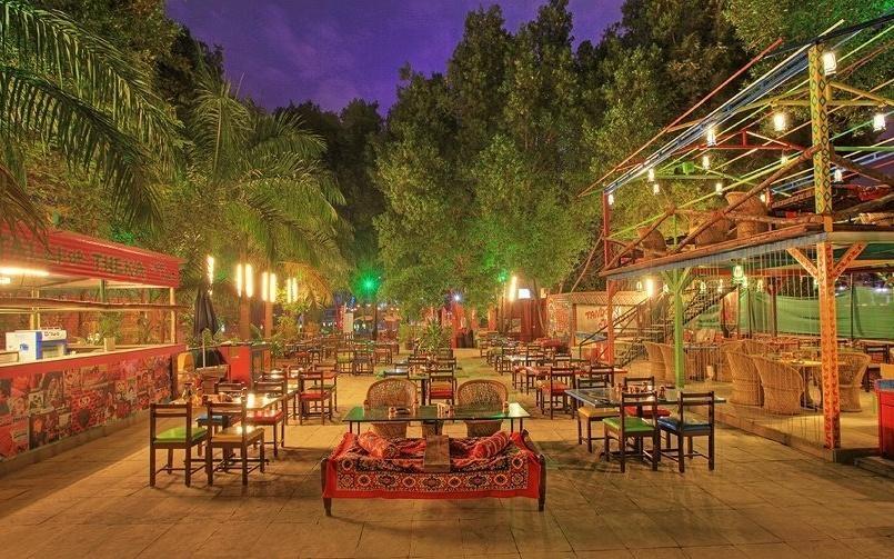 Tim Luck Luck (Bar & Restaurant)