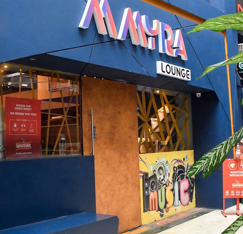 Mmyra Lounge