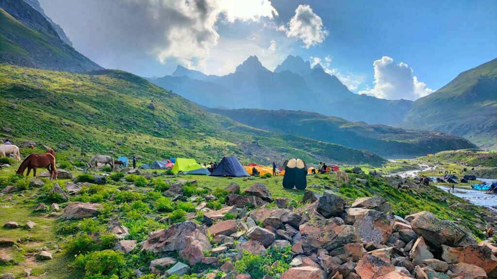 RAAHi Outdoors