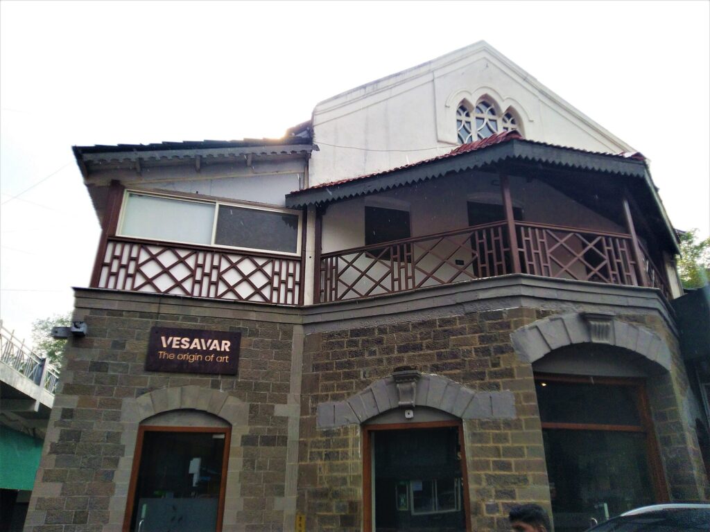 Vesavar_Art_Gallery,_Pune